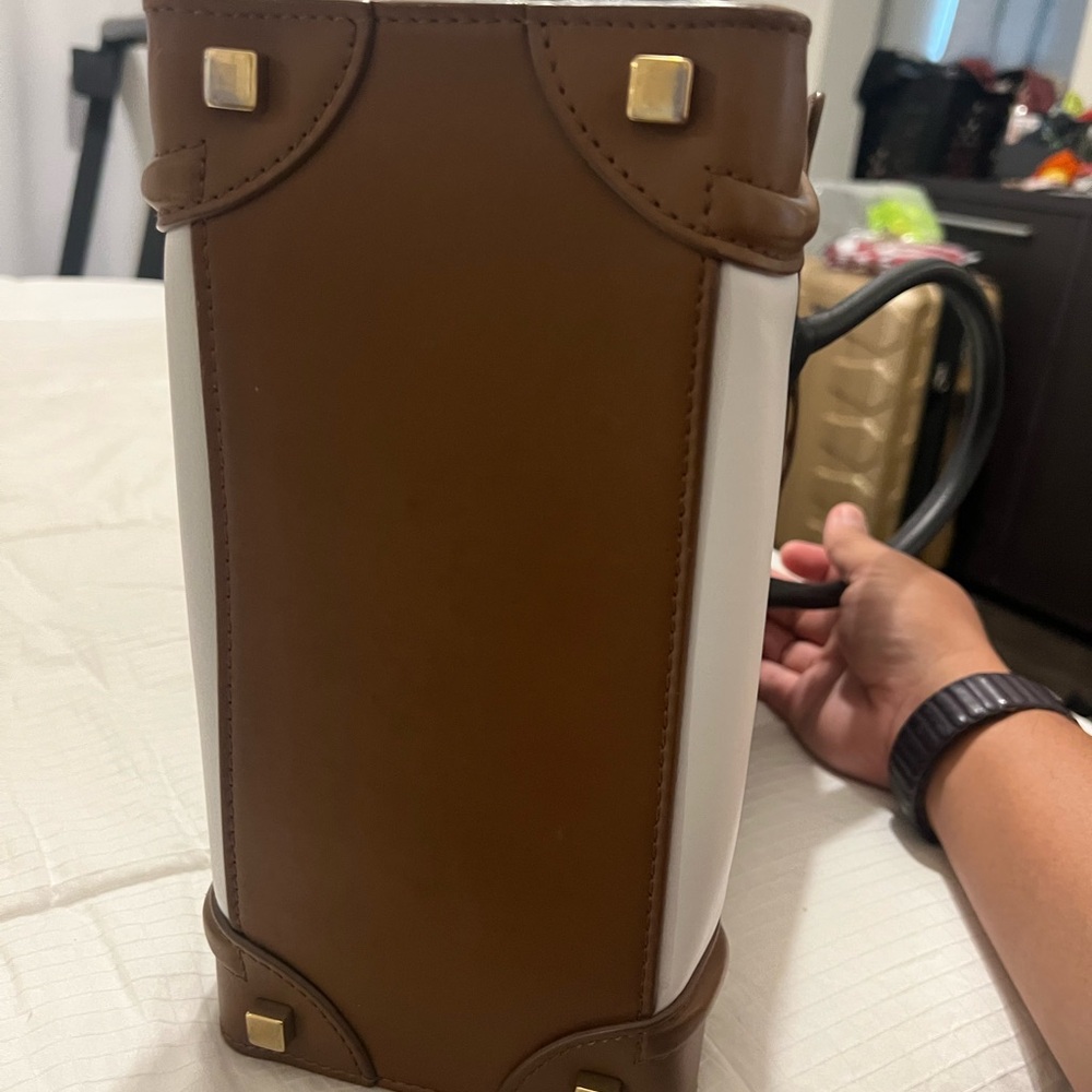 💥SOLD💥 Celine Tricolor Leather Luggage  Tote Bag - Picture 5 of 10